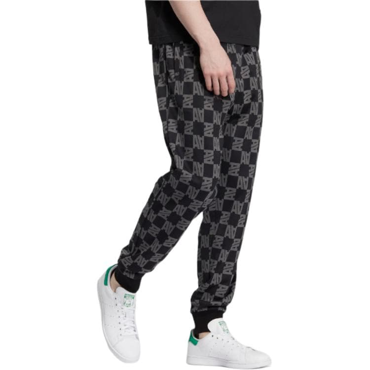 Штаны adidas originals FW22 Monogram Pant - изображение 4