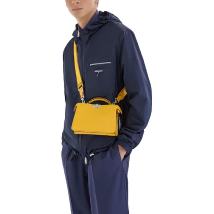 Куртка FENDI - изображение 3