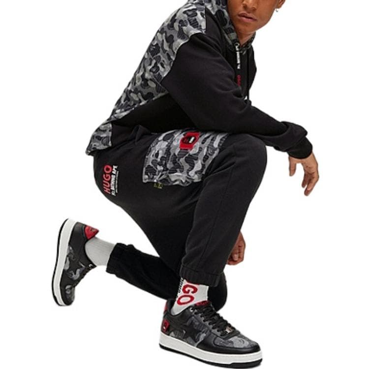 Штаны HUGO BOSS x BAPE SS22 - изображение 3