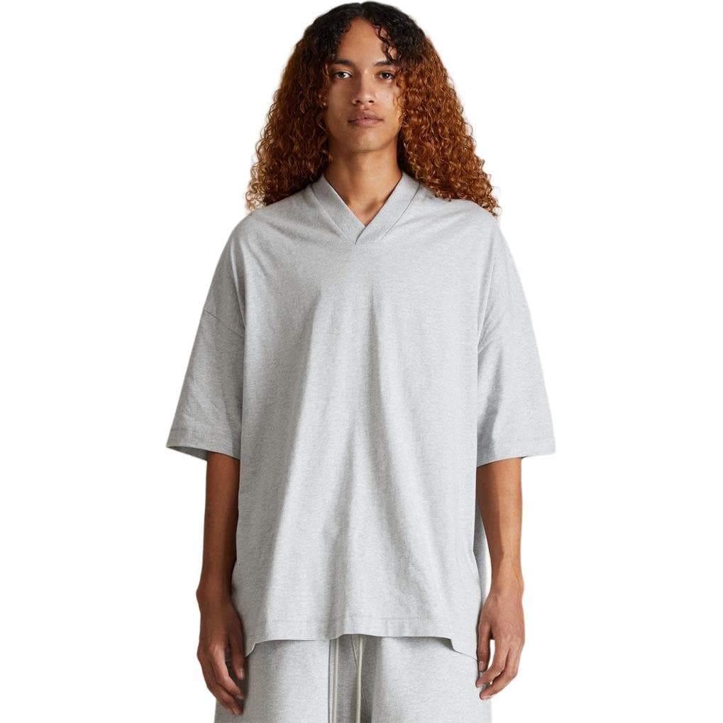 Футболка Fear of God Essentials SS24 drop2 V-Neck Tshirt VT Light Heather Grey - изображение 4