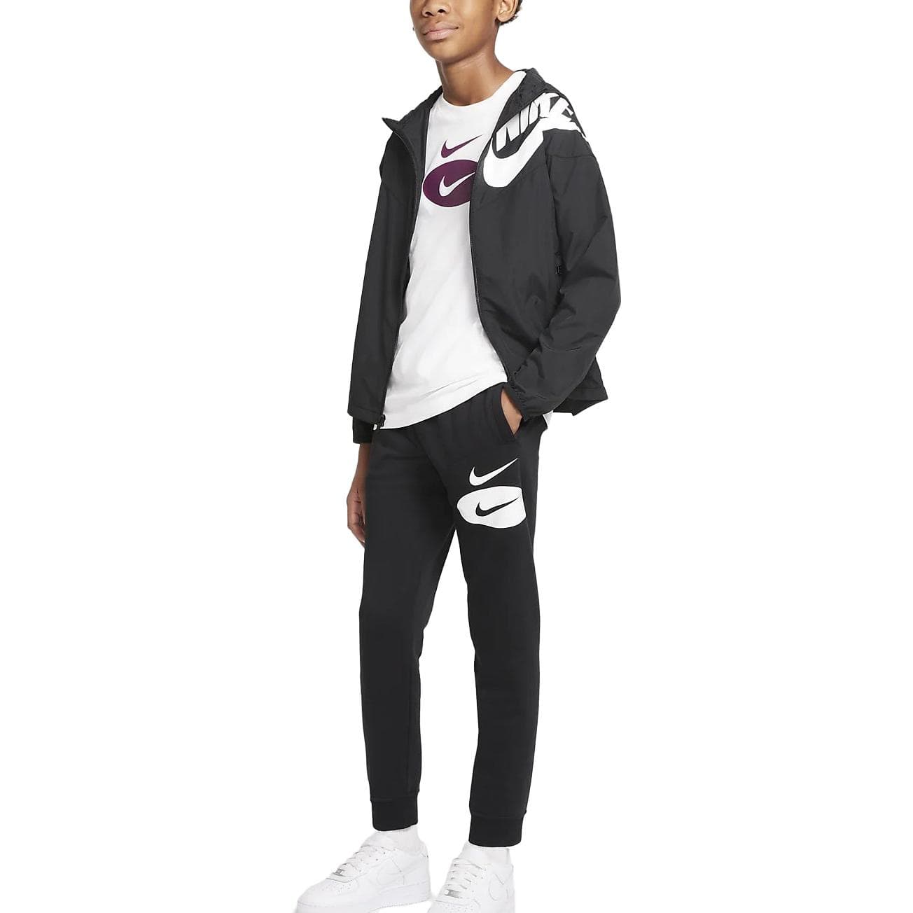 Nike Sportswear Logo - изображение 3