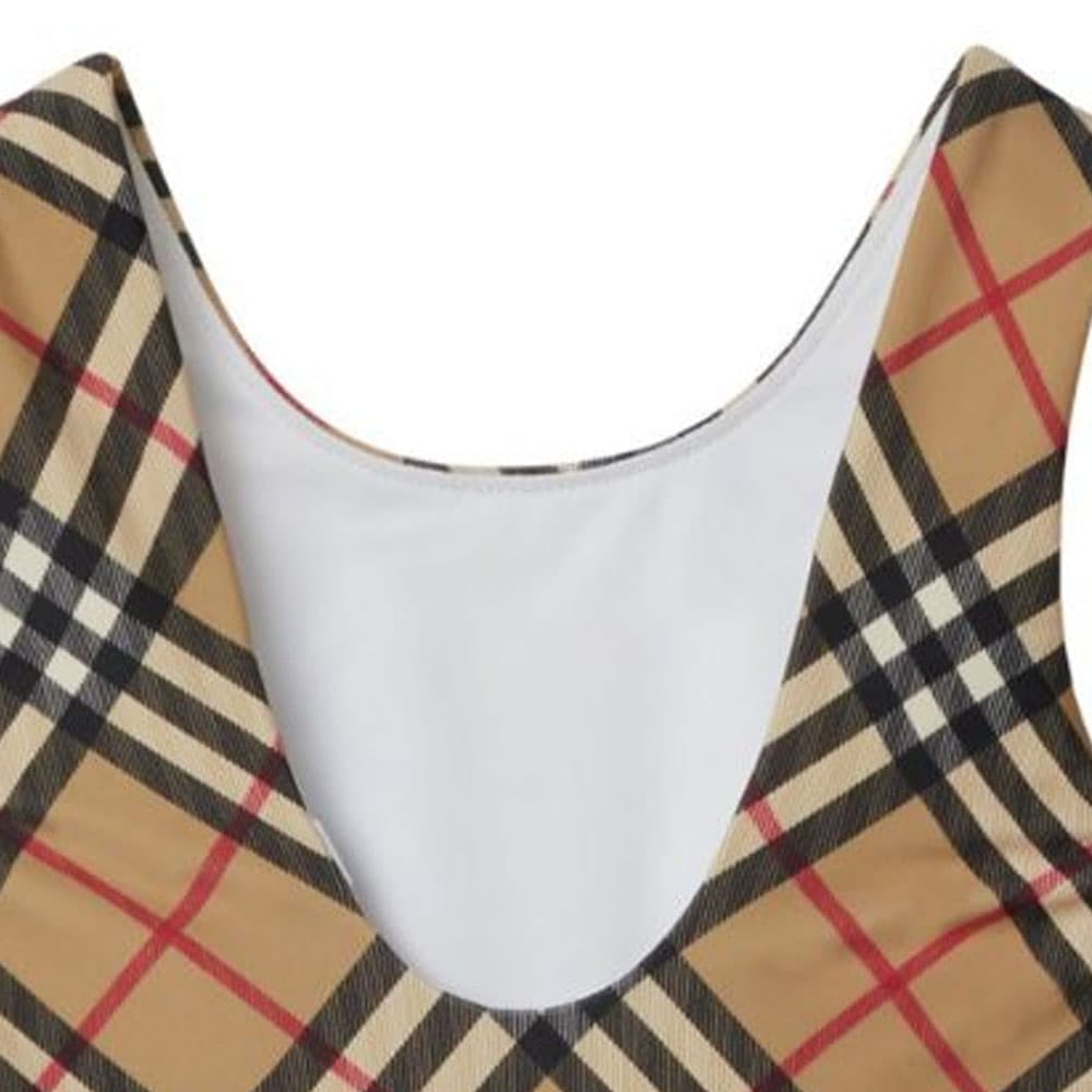 Burberry FW23 - изображение 3
