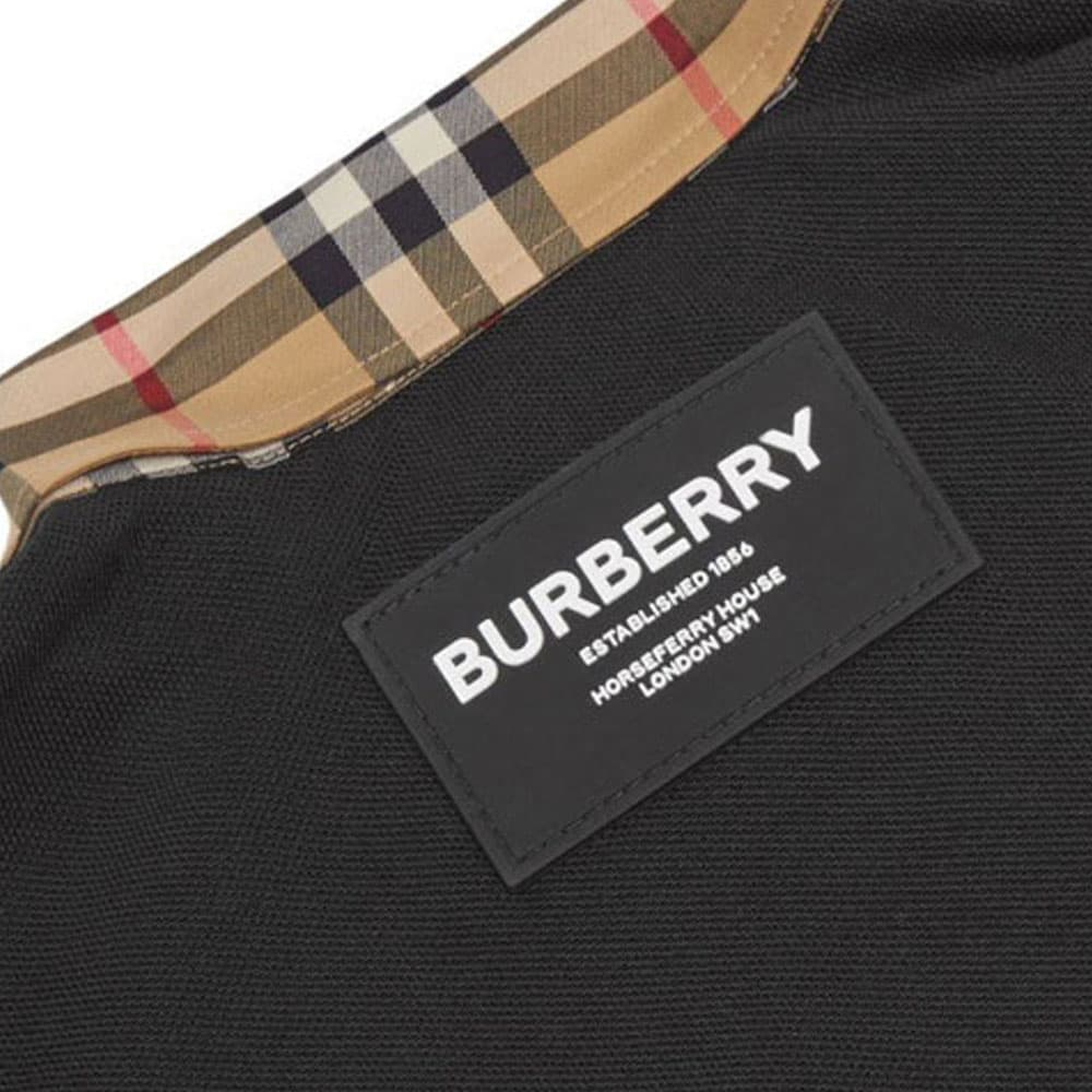 Burberry SS22 - изображение 6