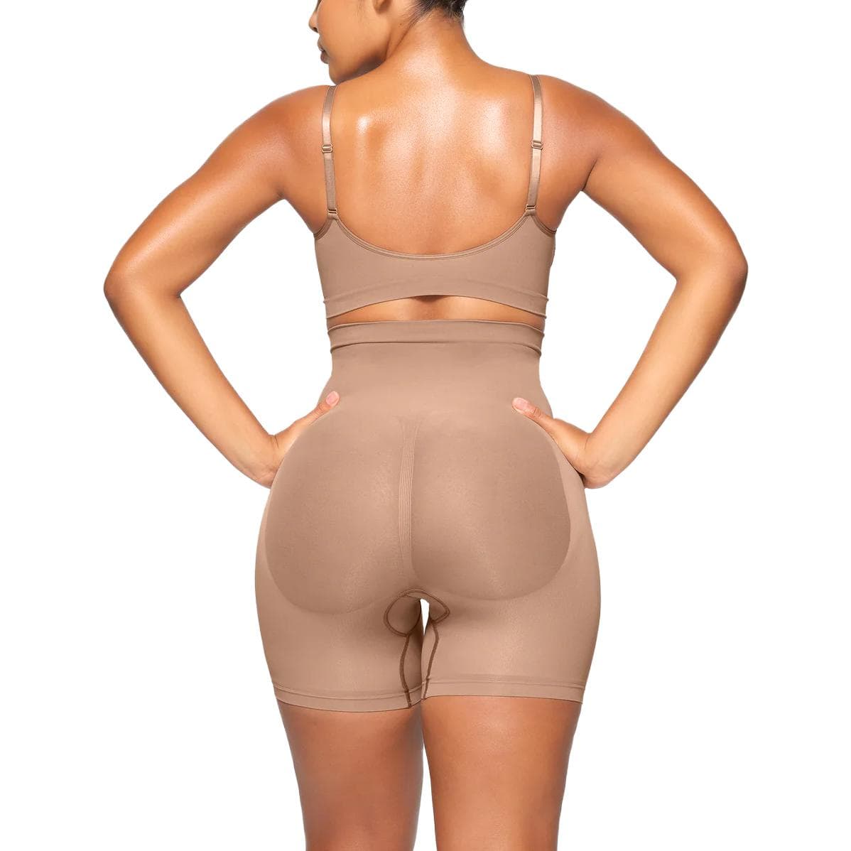 Трусы SKIMS Бесшовные Sculpt MID Бедра Короткие Боксеры Женские Sienna Сienna - изображение 3