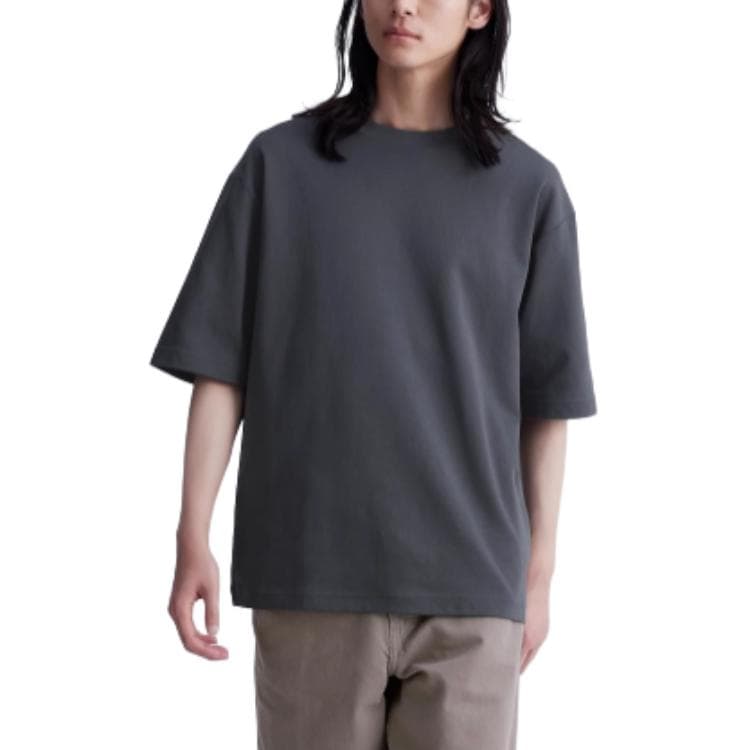 Футболка UNIQLO U Series - изображение 2