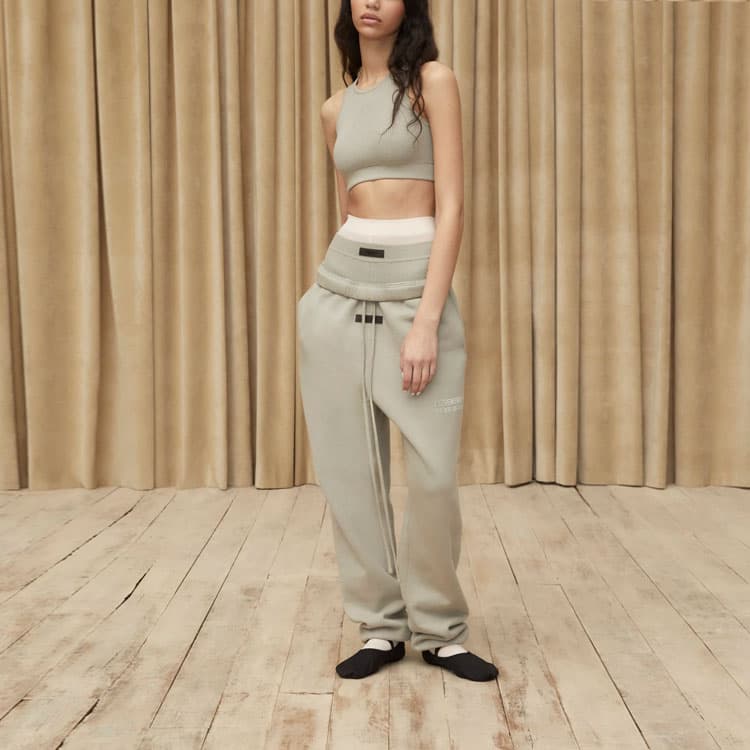Fear of God Essentials SS23 Womens Knit Rib Sport Tank Seal - изображение 3