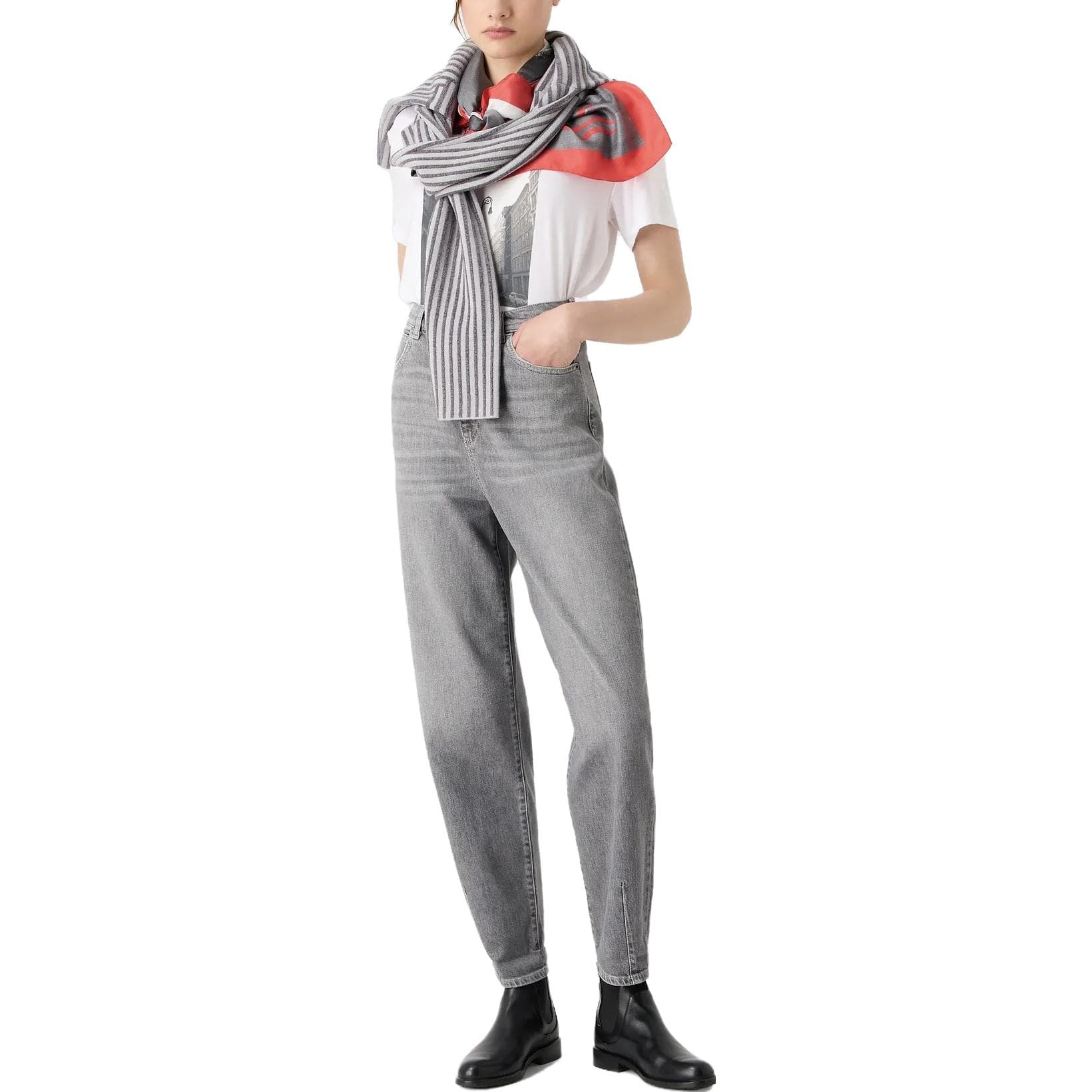 Футболка EMPORIO ARMANI SS23 T Рубашка Женская Белая - изображение 2