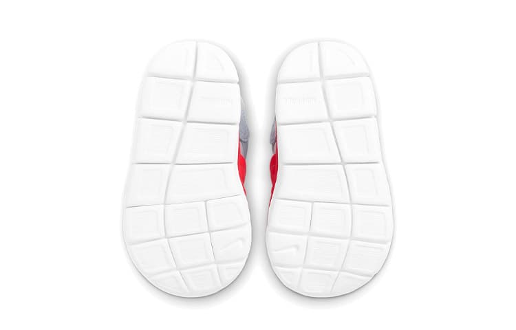Кроссовки Nike Dynamo Free - изображение 6