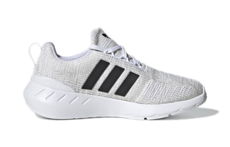 Кроссовки adidas originals Swift Run 22 - изображение 2