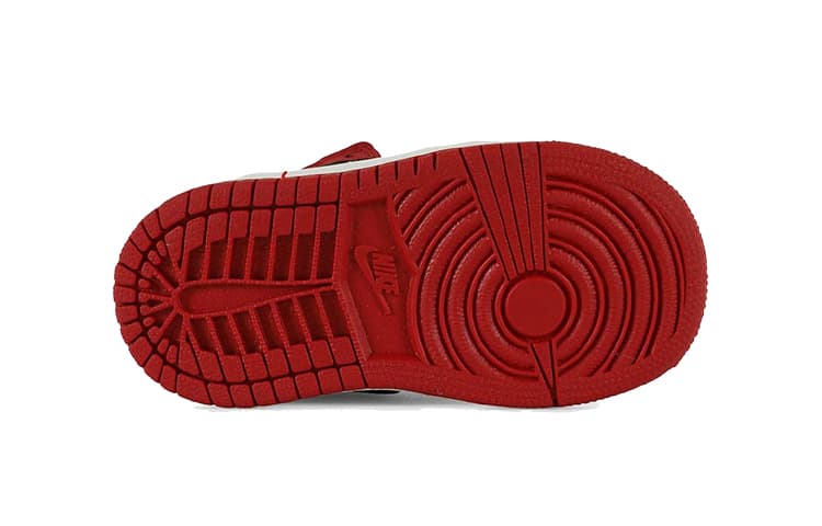 Кроссовки Jordan Air Jordan 1 Banned - изображение 5