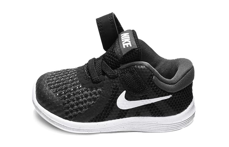 Кроссовки Nike REVOLUTION 4 4 - изображение 3