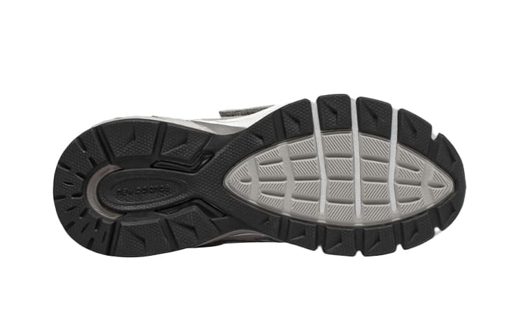Кроссовки New Balance NB 990 V5 - изображение 5