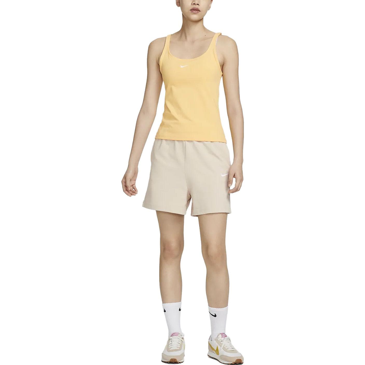 Майка Nike Sportswear Essential - изображение 4