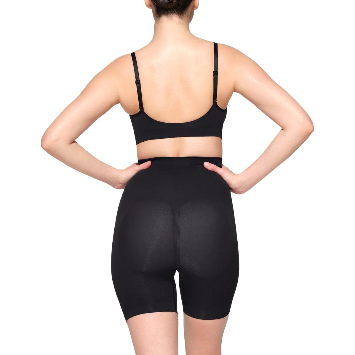 Трусы Skims Бесшовный Sculpt MID Бедра Короткие Трусы Женские Оникс Оникс - изображение 3