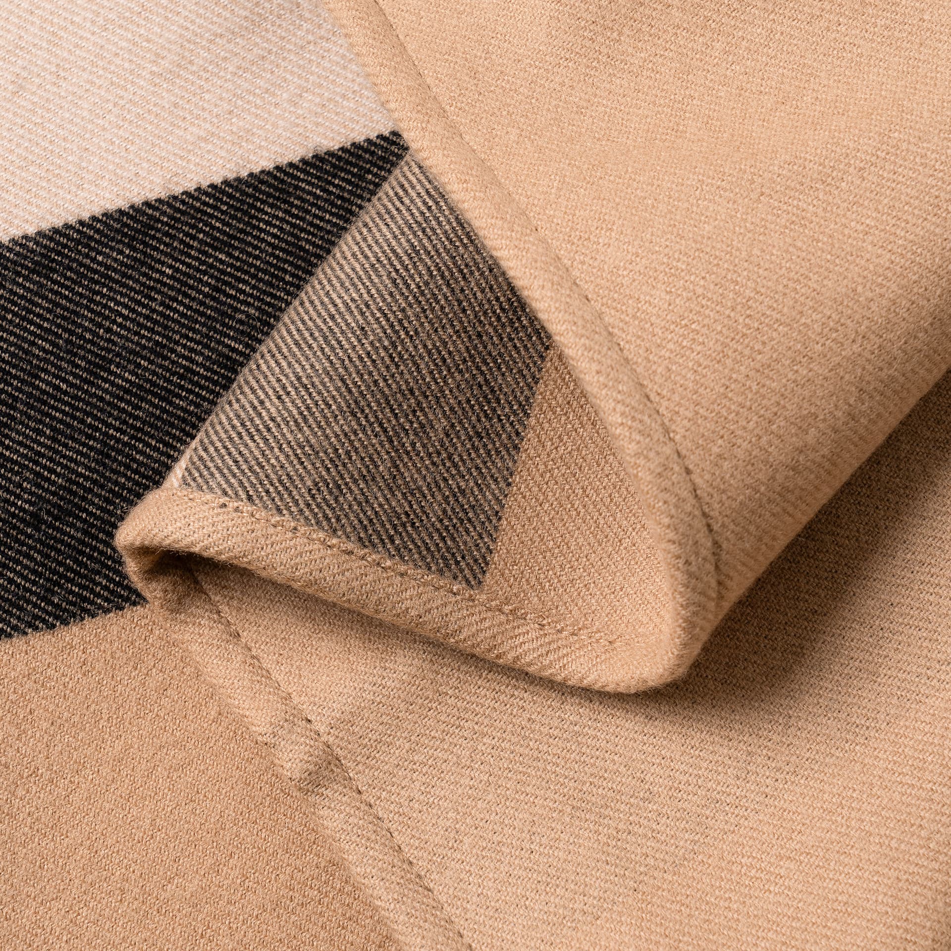 Куртка Burberry Cape Jacket - изображение 9