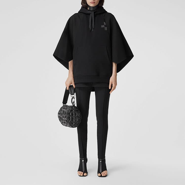 Burberry SS22 - изображение 2