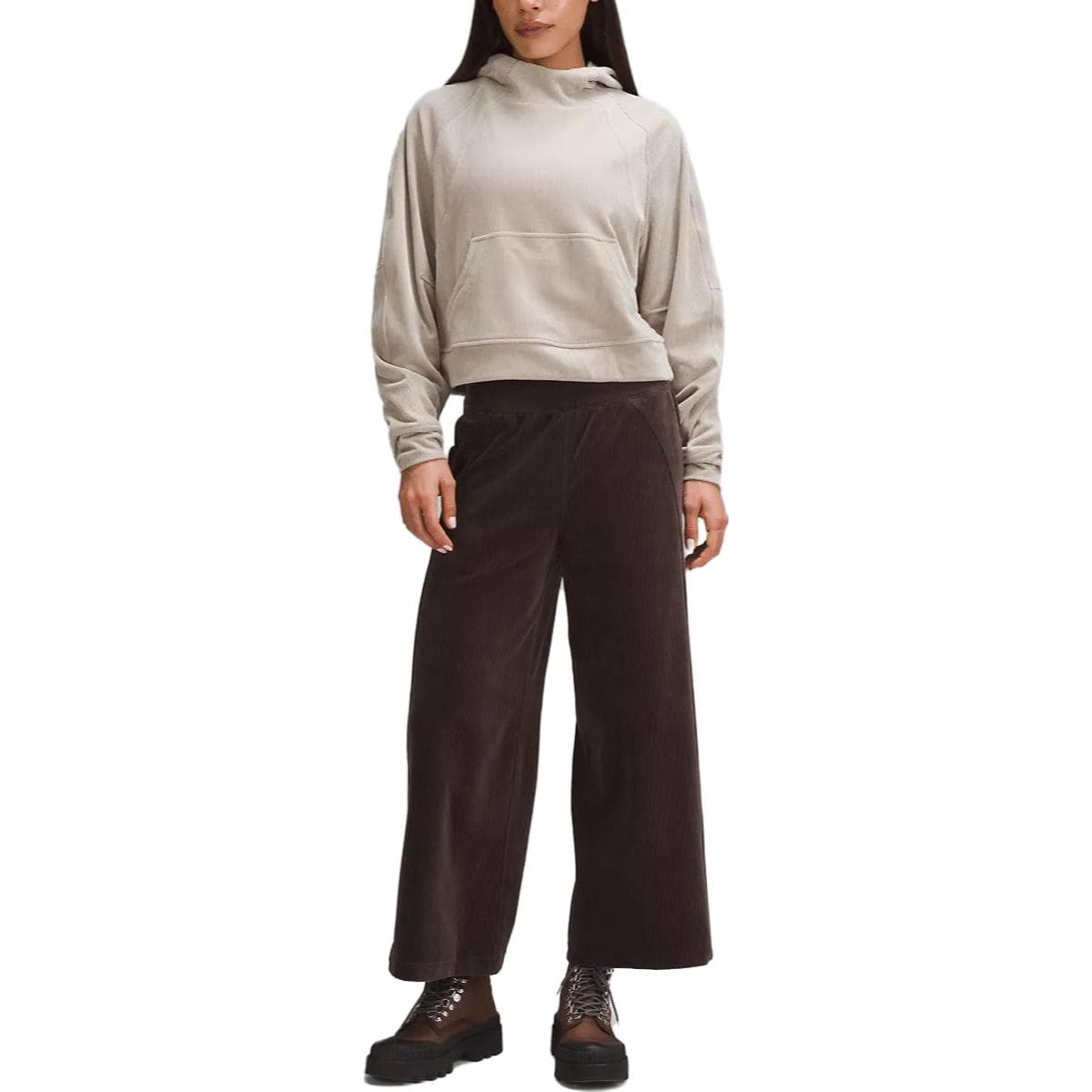 Штаны lululemon Scuba Mid-Rise Wide-Leg Crop Velvet Cord - изображение 4