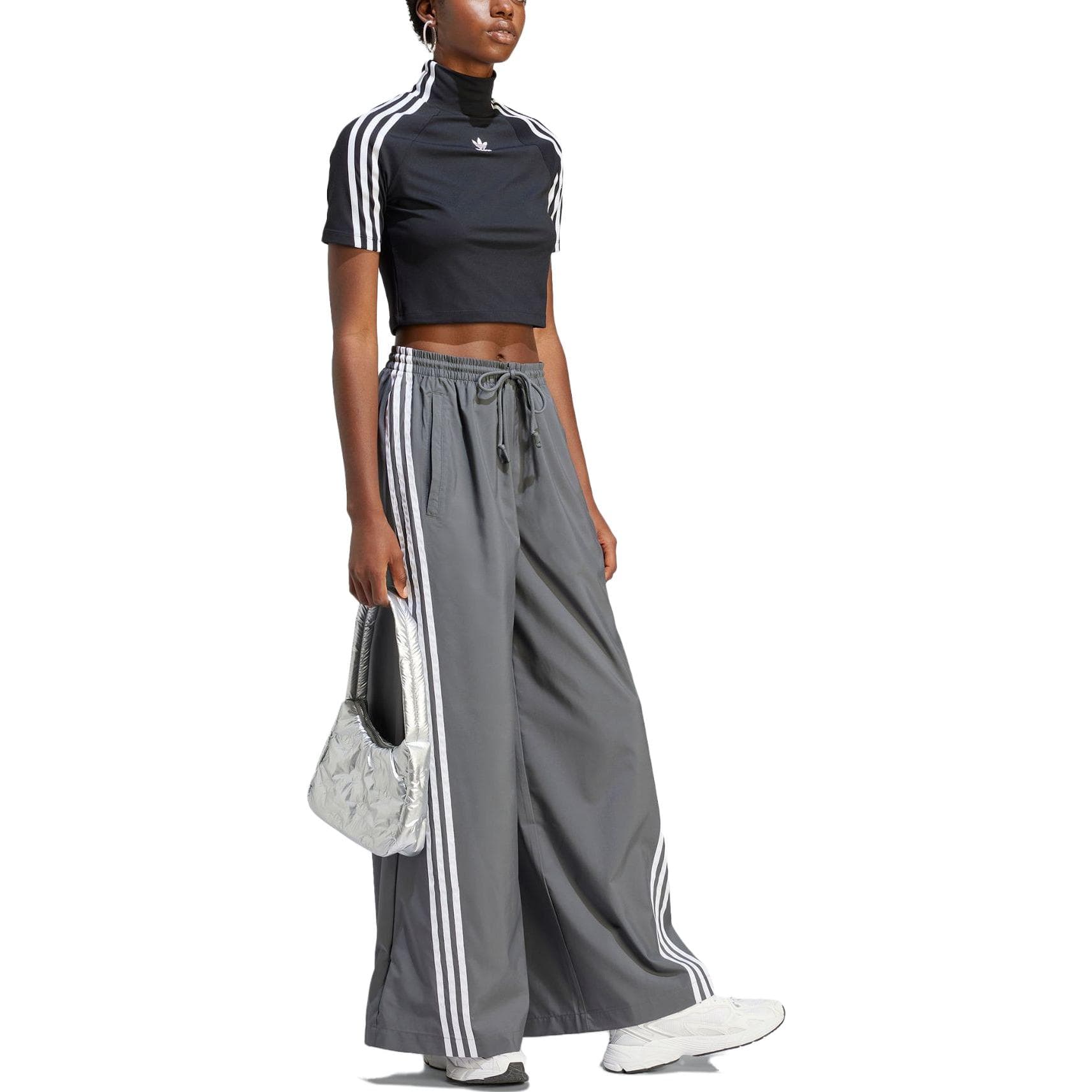Футболка Adidas Originals The Baddie Edit Футболка Женские Черный - изображение 4