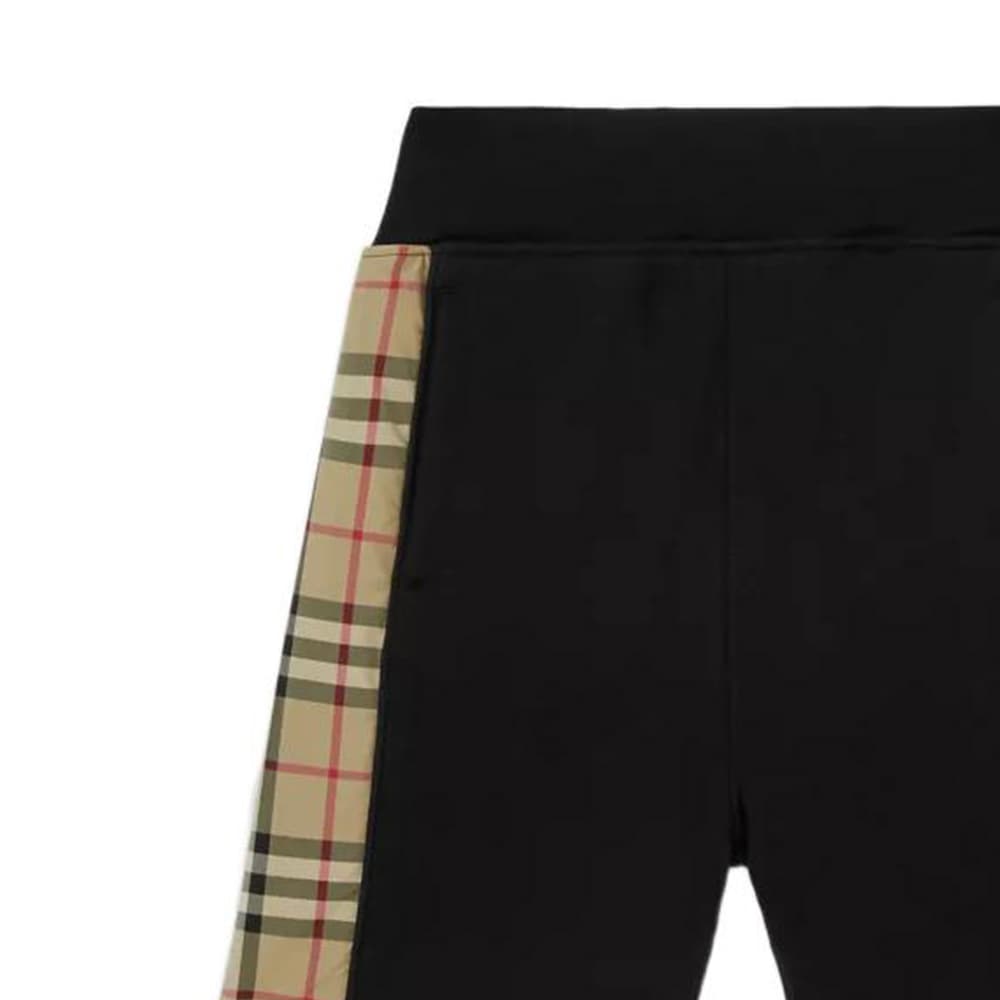 Burberry FW22 - изображение 3