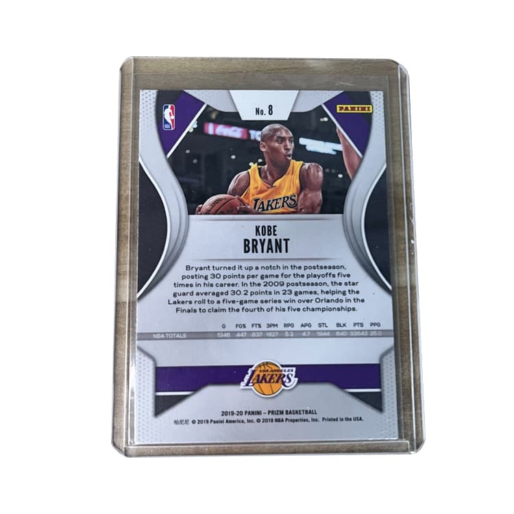 Коллекционные карточки PANINI Коби Брайант 2019-2020 Prizzm Prime Лейкерс Коби Брайант Черная Мамба Четырехкратный MVP Карточки Звезды - изображение 2