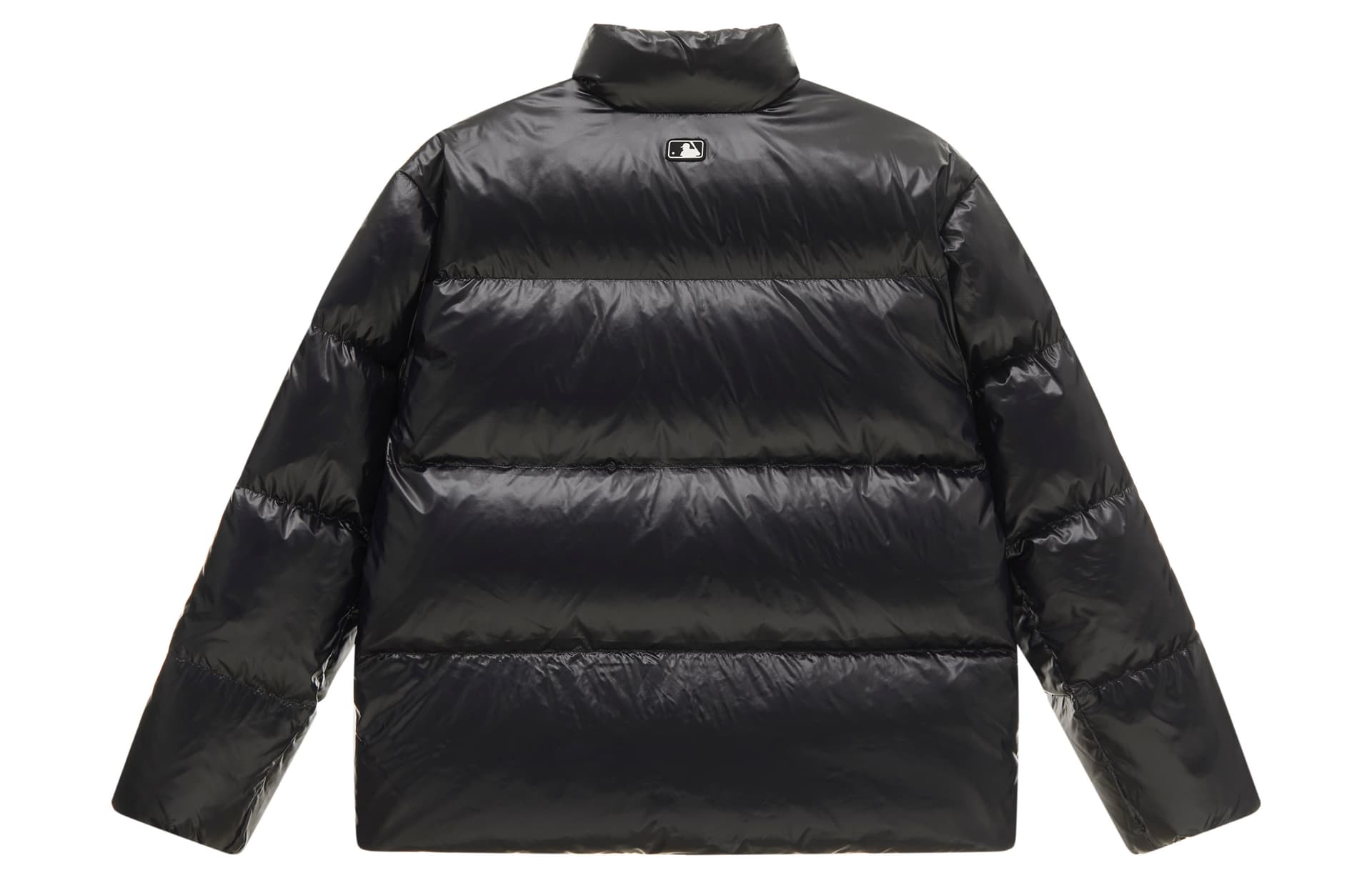 Зимняя куртка MLB New York Yankees Basic Collection FW24 Мужской пуховик черного цвета - изображение 2