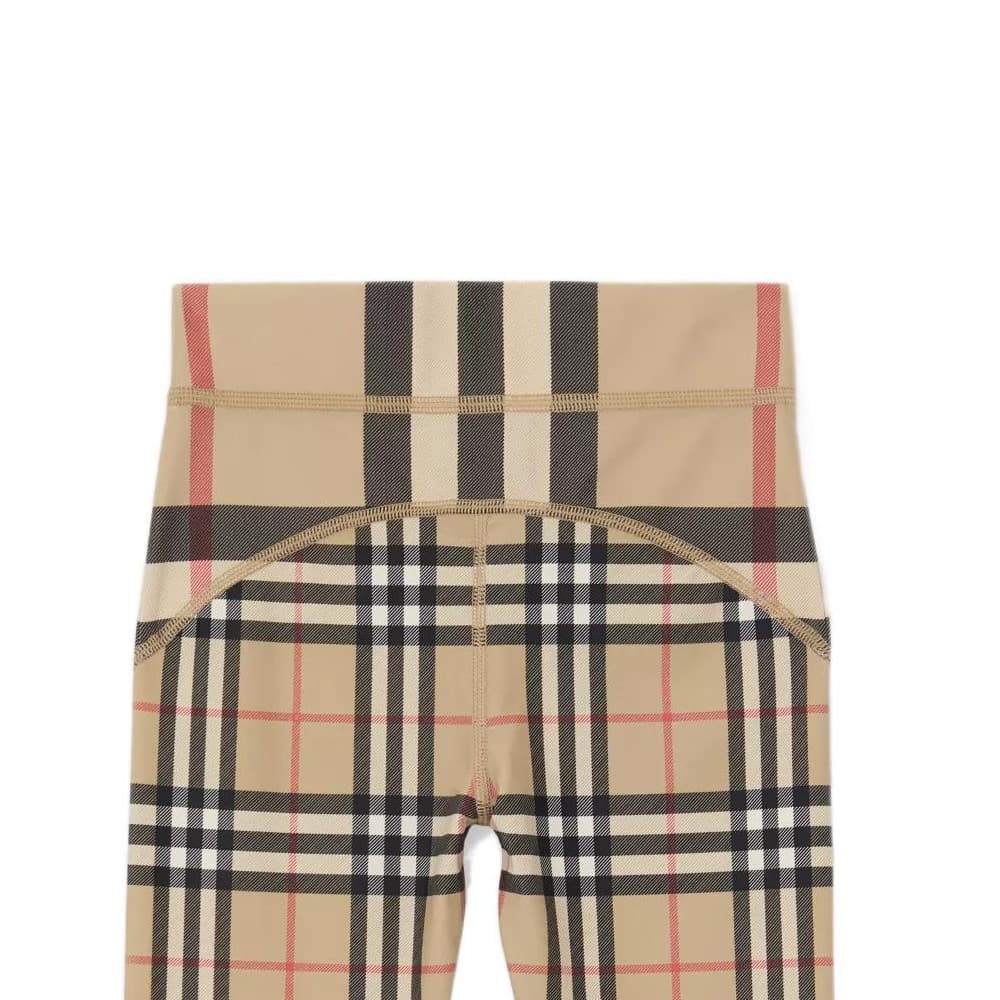 Burberry SS23 - изображение 3