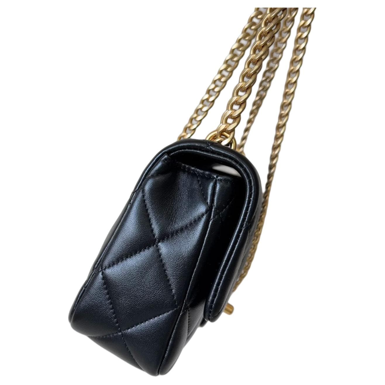 Сумка через плечо CHANEL 25C Quilted Heart Bag Black - изображение 2