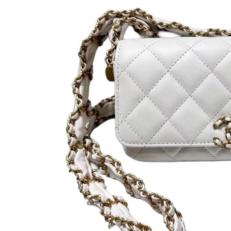 Сумка через плечо CHANEL 23K - изображение 3