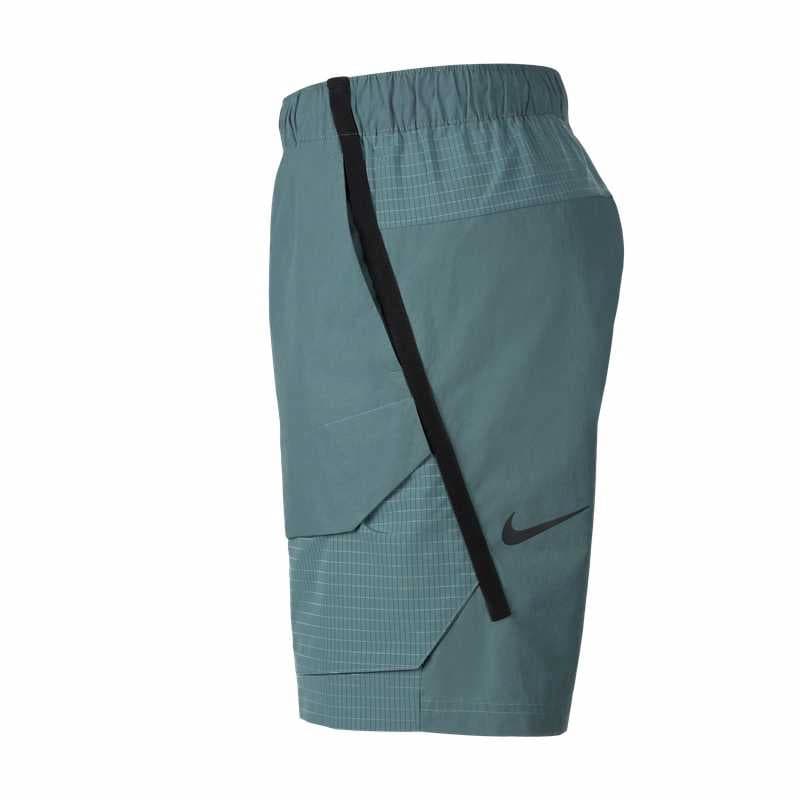 Nike Tech Pack Cargo Shorts - изображение 3