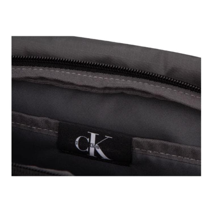 Сумка через плечо Calvin Klein - изображение 3