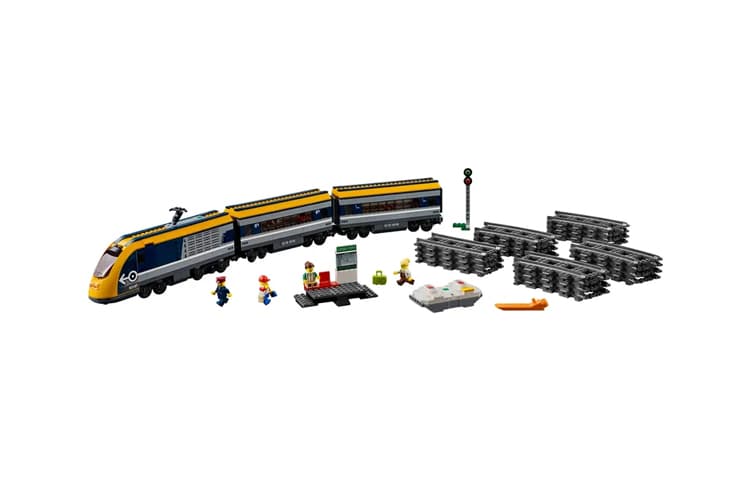 Конструктор LEGO 677pcs 60197 - изображение 1