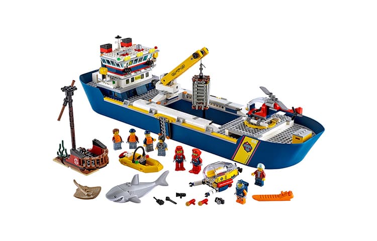 Конструктор LEGO 60266 - изображение 1