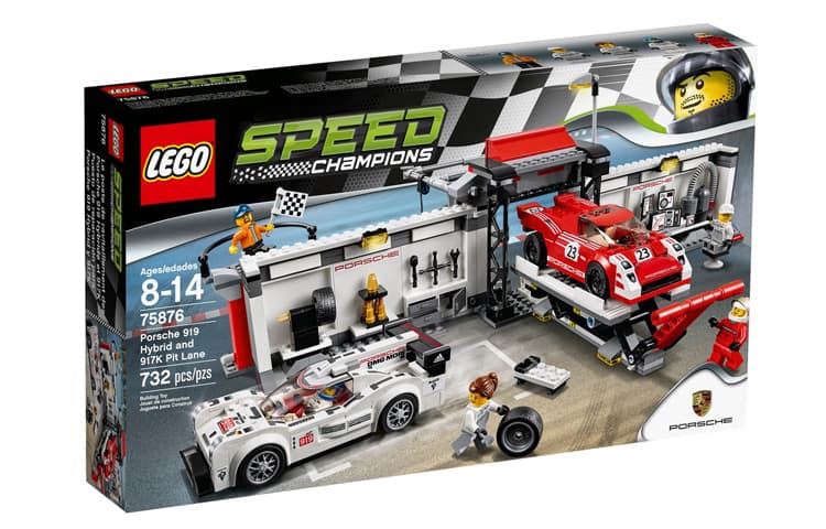 Конструктор LEGO Porsche 919 Hybrid and 917K Pit Stop 75876 - изображение 3