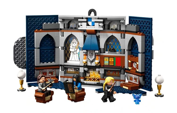 LEGO 305pcs 76411 - изображение 3