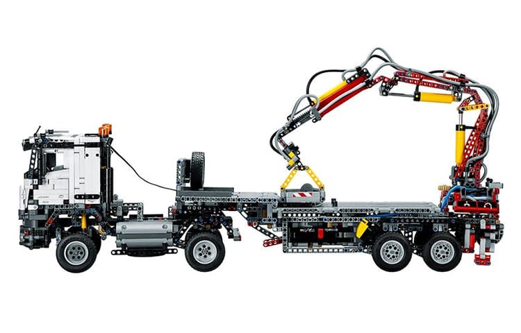 Конструктор LEGO 42043 - изображение 2