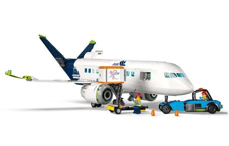 Конструктор LEGO City Collection Пассажирский самолет Конструктор 913 шт. 60367 - изображение 3