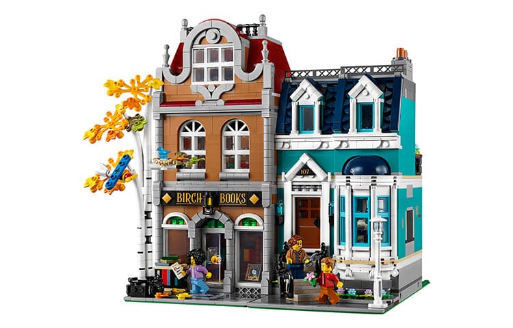 Конструктор LEGO Icons Bookshop 10270 - изображение 2