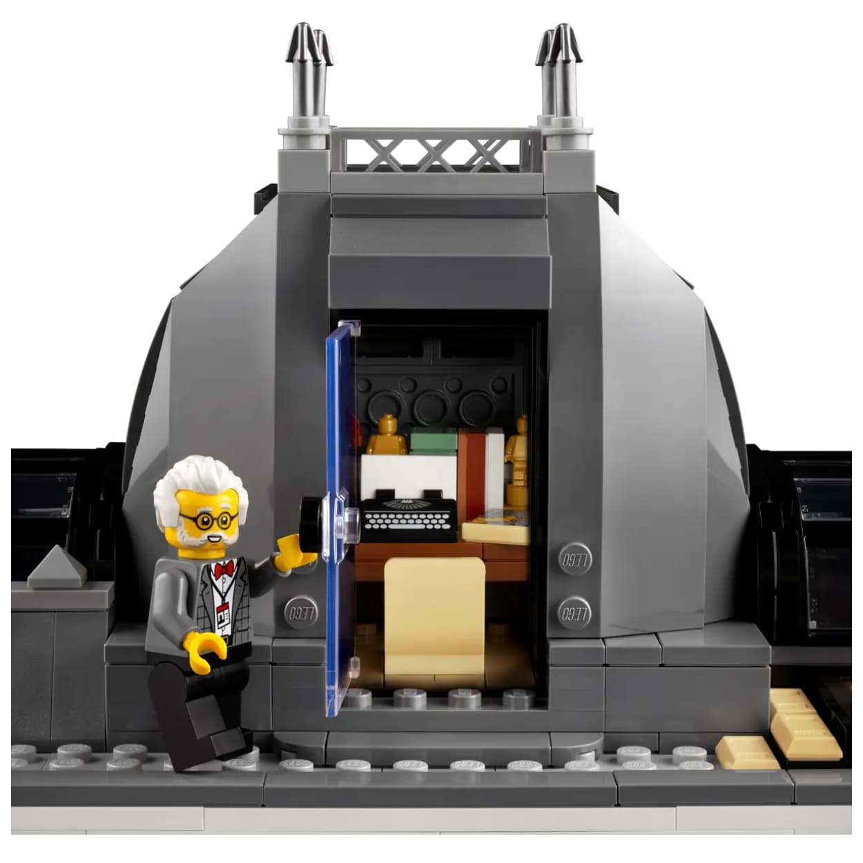 LEGO icons 4014pcs 7 10326 - изображение 5