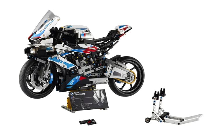Конструктор LEGO BMW M1000RR - изображение 2