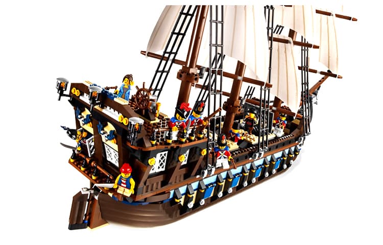 Конструктор LEGO Imperial Flagship 10210 - изображение 2