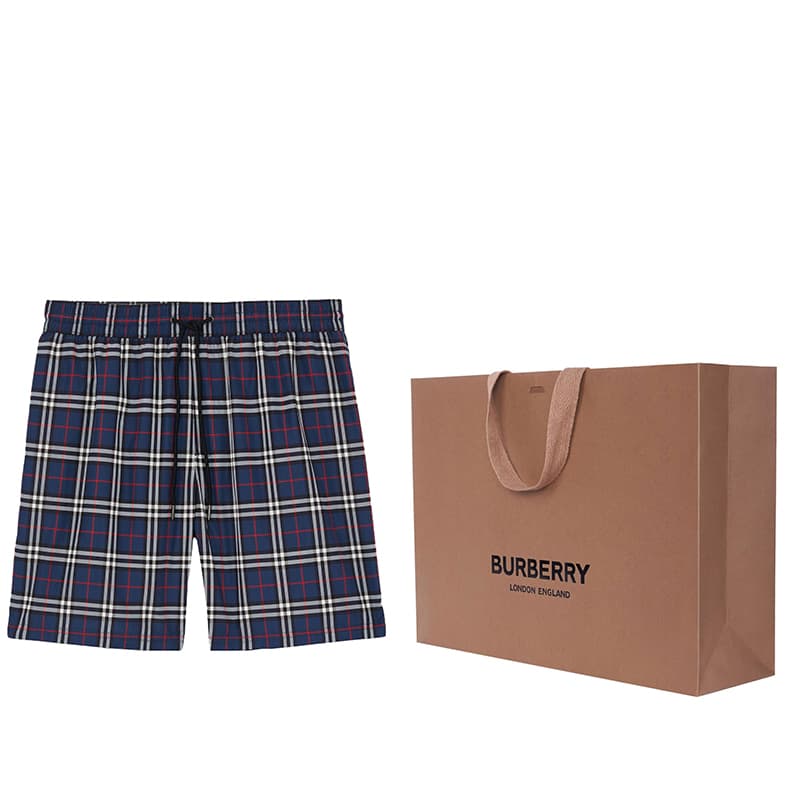 Шорты Burberry - изображение 3