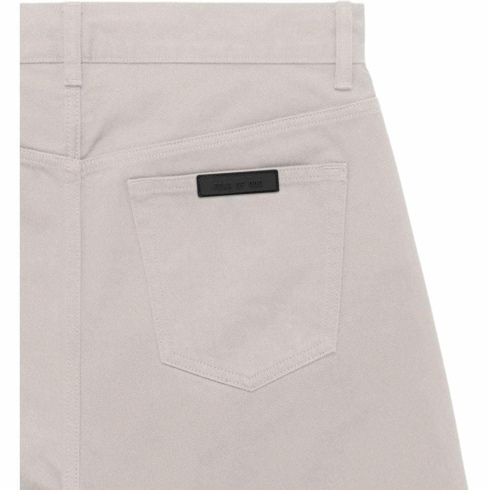 Штаны Fear of God Essentials 5 Pocket Jean Silver Cloud — фото 5