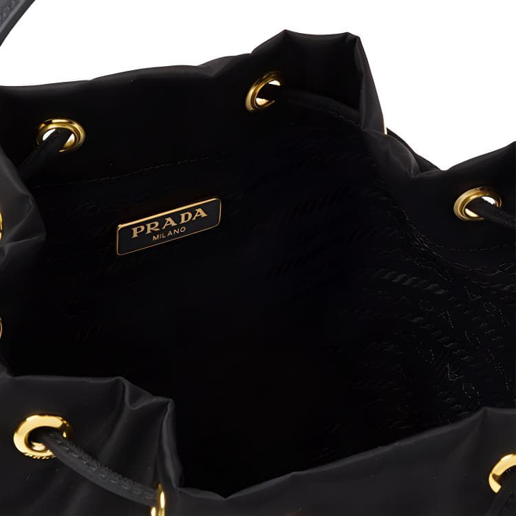 Сумка Prada Re-Nylon Drawstring Bag - изображение 5