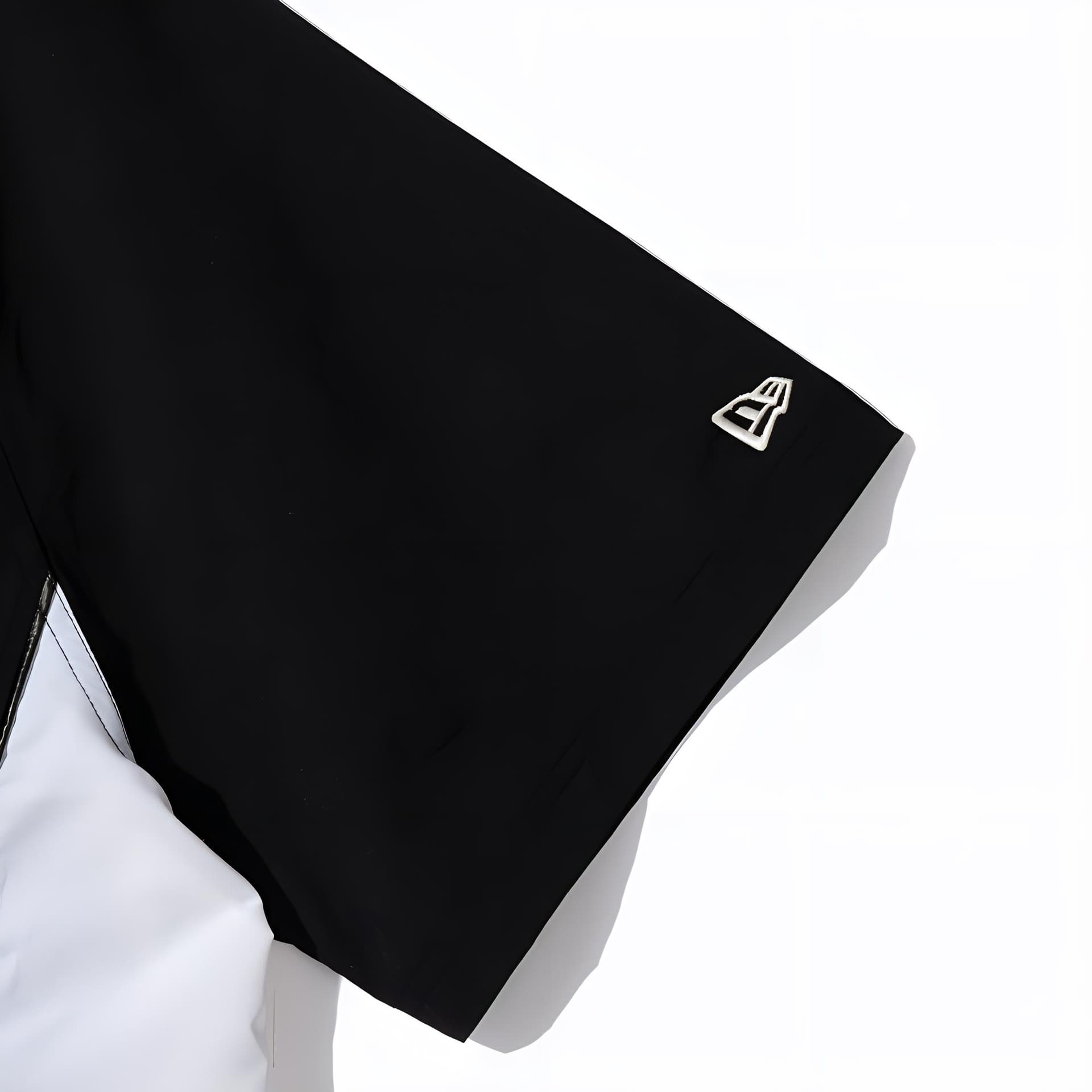 Куртка New Era x MLB SS24 - изображение 3