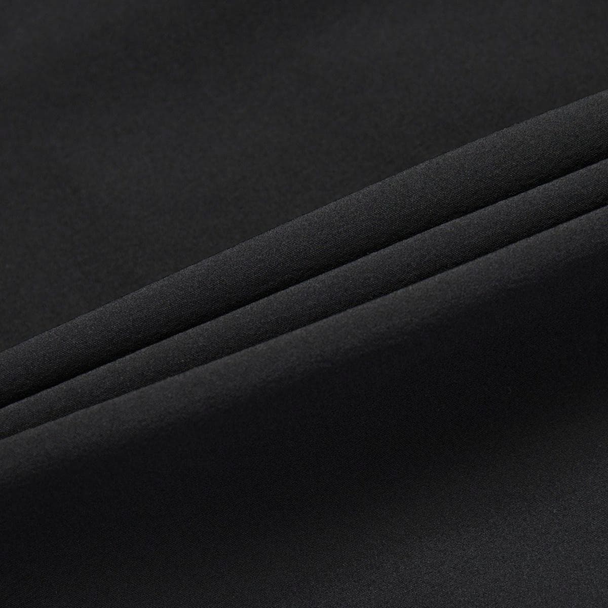 Шорты Emporio Armani EA7 Black Shorts - изображение 9