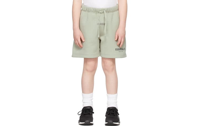 Fear of God Essentials FW21 Kids GreenConcrete Sweat Shorts Logo - изображение 1