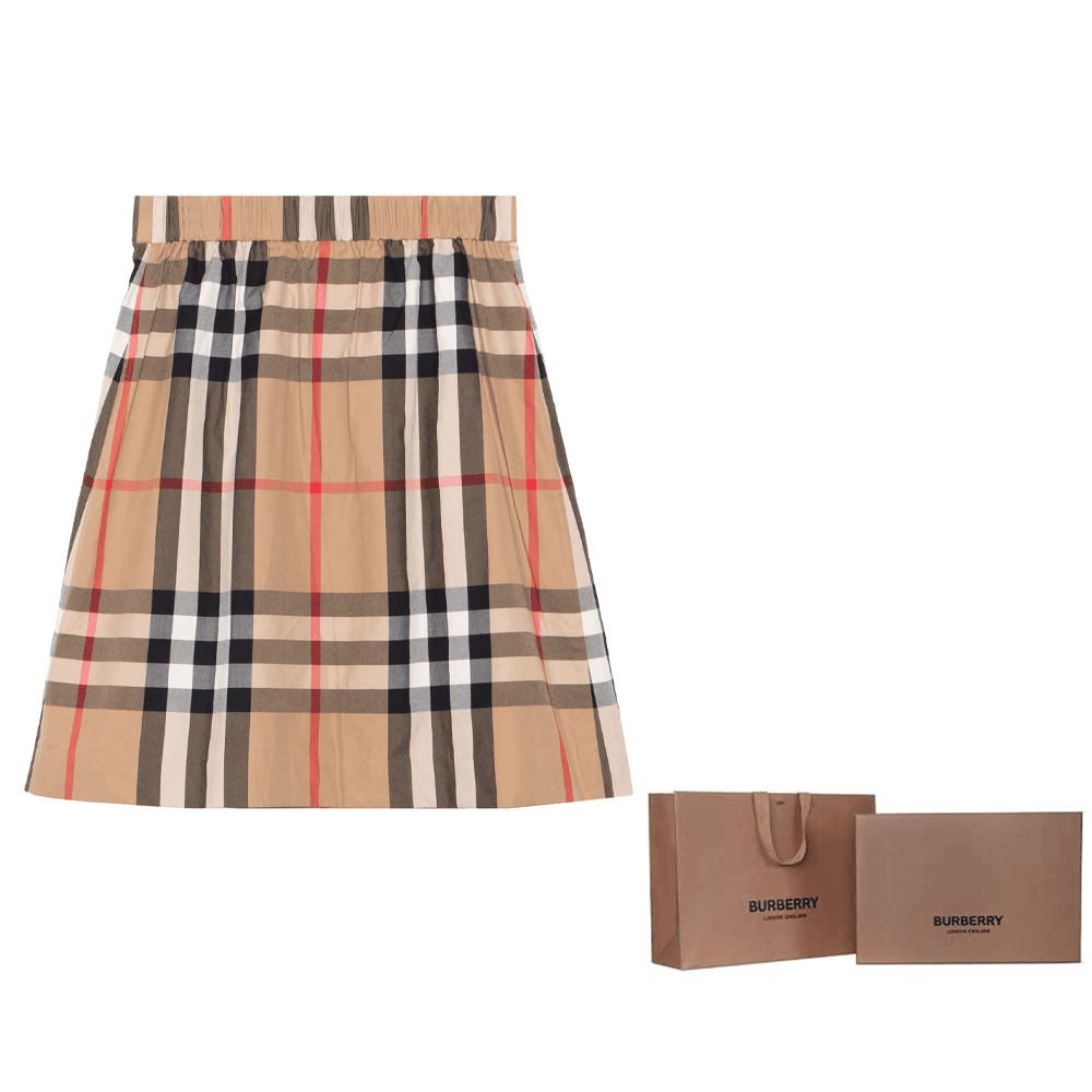 Burberry FW22 - изображение 9