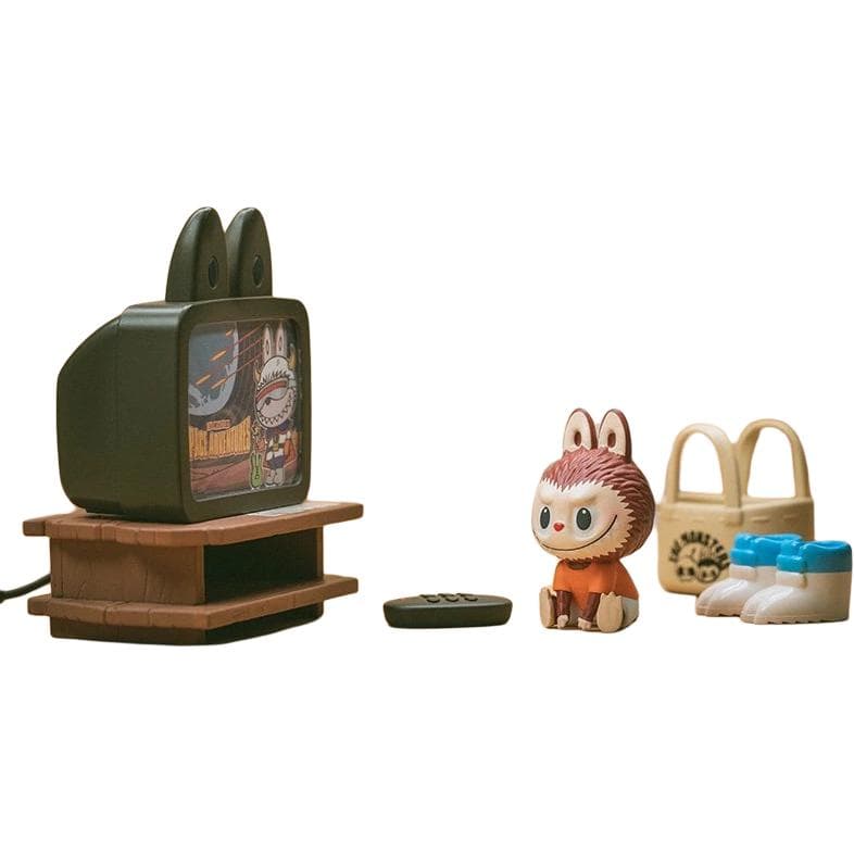 Фигурка POP MART LABUBU THE MONSTERS 9 - изображение 2