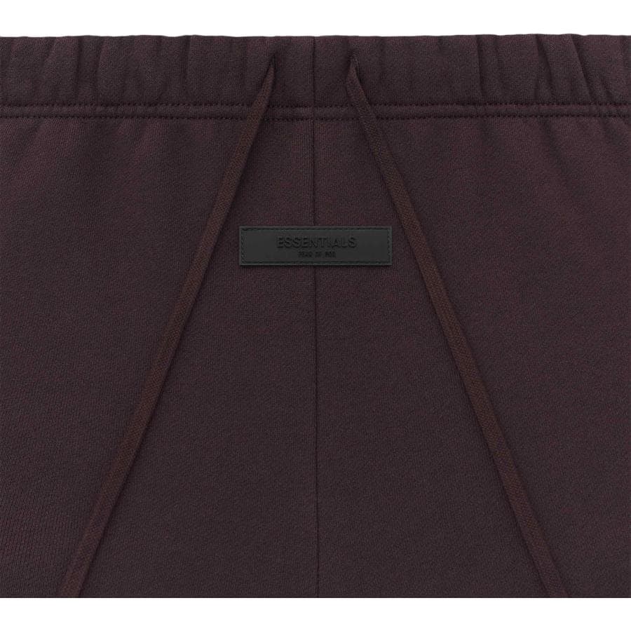 Fear of God Essentials SS23 Womens Beach Shorts Plum Logo - изображение 3