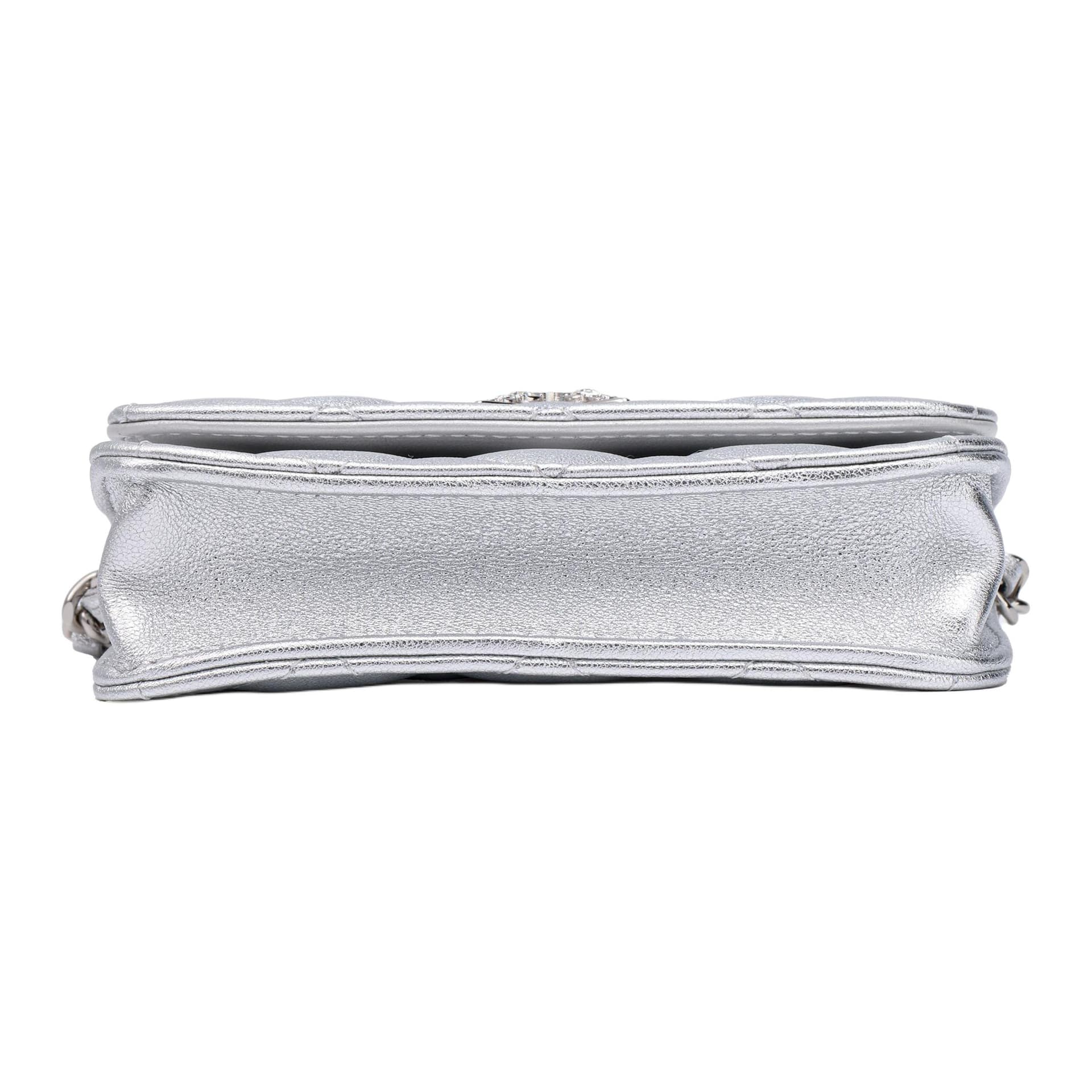 Сумка через плечо Chanel 24C Silver - изображение 4